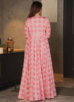 Barble pink faux georgette koti style western suit 3