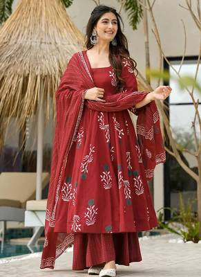 Red floral print cotton anarkali suit 1
