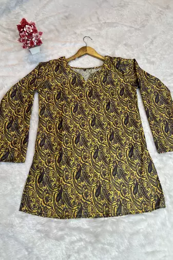  floral digital print muslin silk tunic / stylish short kurti for grilish