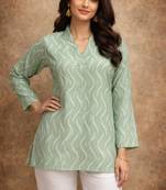 Trending floral digital print muslin silk tunic / stylish short kurti for grilish