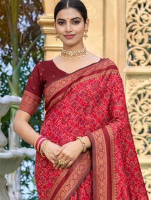 red soft silk blend woven work traditional saree 2