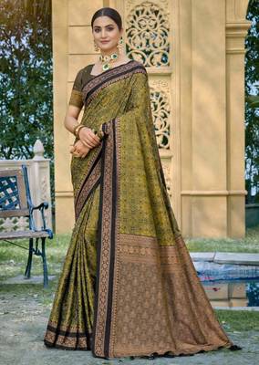 mehendi green soft silk blend woven work traditional saree 1