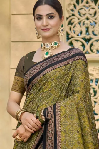 mehendi green soft silk blend woven work traditional saree