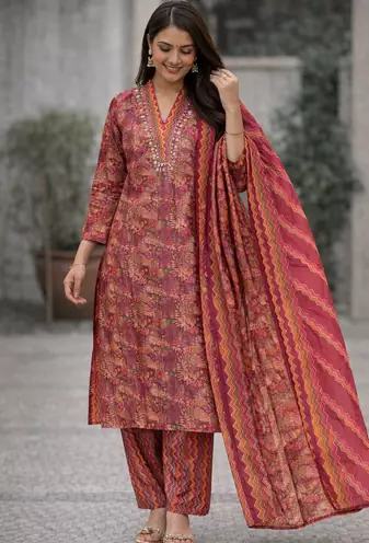 Maroon Color Beautiful handwork Zarna Silk Kurti Pent Set.