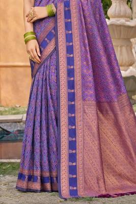 purple soft silk blend woven work traditional saree 3