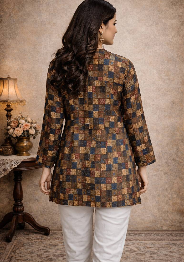 Trending floral digital print muslin silk tunic / stylish short kurti for grilish