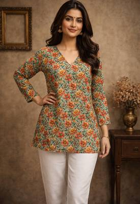  floral digital print muslin silk tunic / stylish short kurti for grilish 1