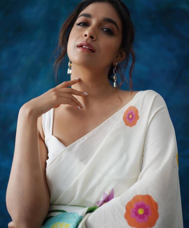 White floral printed linen saree