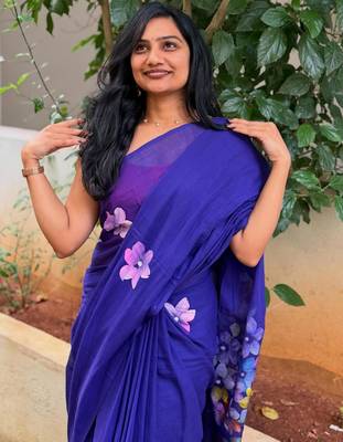 Royal blue painted artistic floral saree 4