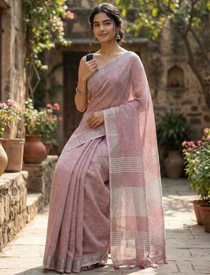 Dusty rose linen saree with silver striped pallu 2