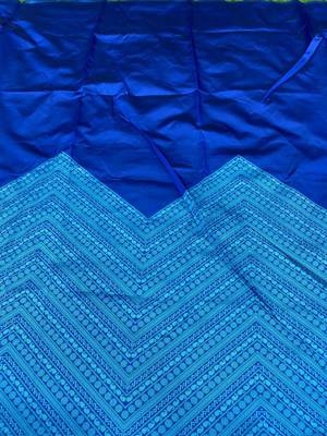 Royal blue silk blend saree with light blue geometric border patterns 5