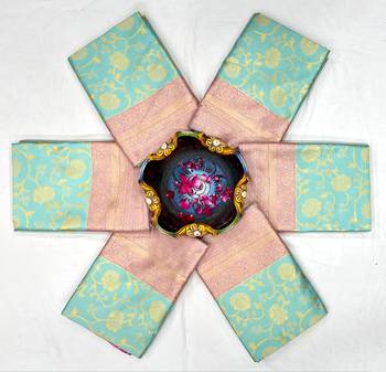 Blue and pink silk blend saree with zari border 3