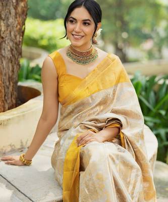Elegant off white and golden yellow silk blend saree 5