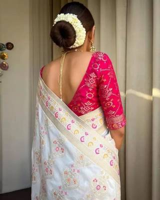 Ivory silk blend saree with pastel floral woven motifs 3