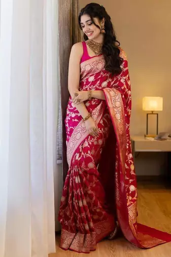 Magenta pink silk blend saree with heavy gold floral weaving
