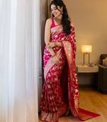 Magenta pink silk blend saree with heavy gold floral weaving
