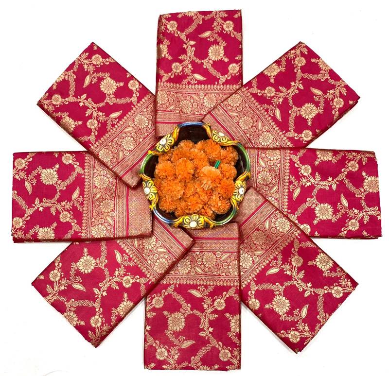 Magenta pink silk blend saree with heavy gold floral weaving