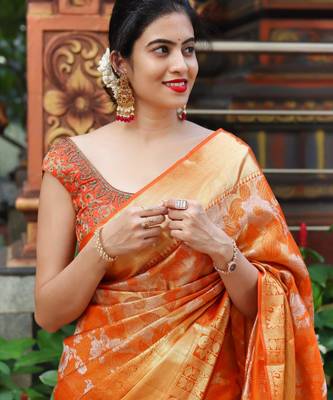 Radiant orange silk blend saree with exquisite gold brocade weave 2