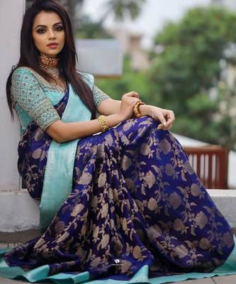 Royal navy blue and sea green silk blend banarasi saree 5