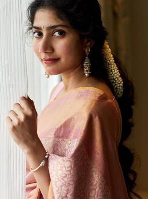 Soft rose gold and blush pink silk blend saree 3