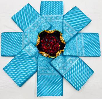 Shimmering cerulean blue silk blend saree with diamond weave 3
