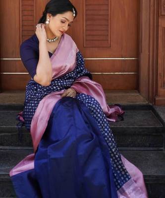 Midnight blue silk blend saree with lilac brocade border 5