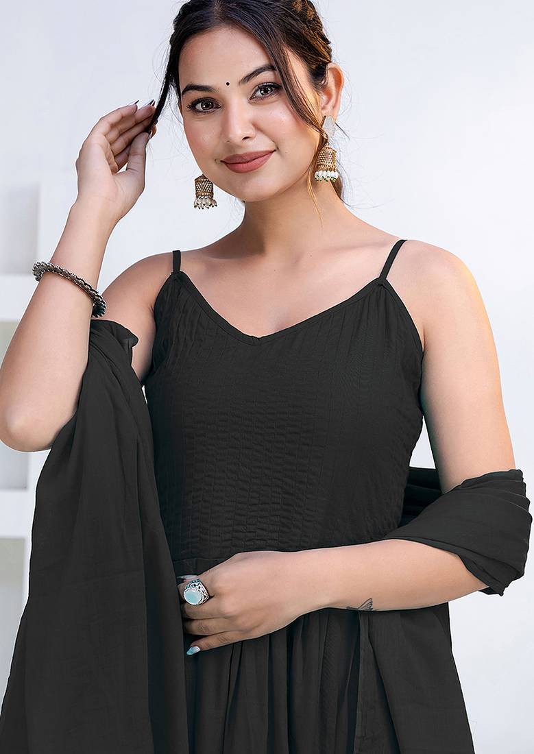 Black pintuck solid rayon stitched sleevless flared pant suit set