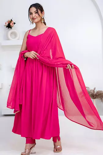Pink pintuck solid rayon stitched sleevless flared pant suit set