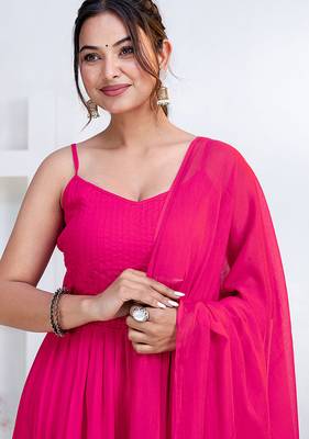 Pink pintuck solid rayon stitched sleevless flared pant suit set 4