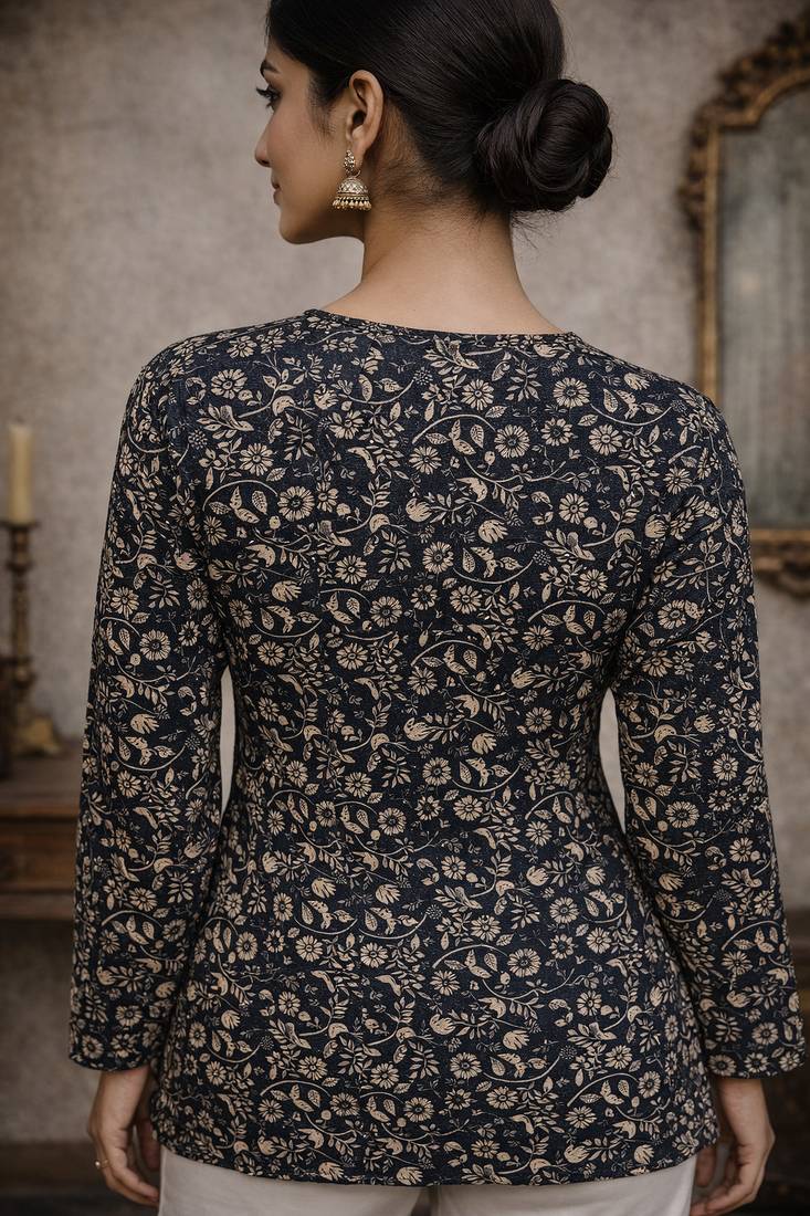 Trending floral digital print muslin silk tunic / stylish short kurti for grilish