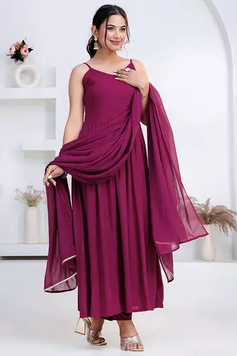 Purple pintuck solid rayon stitched sleevless flared pant suit set