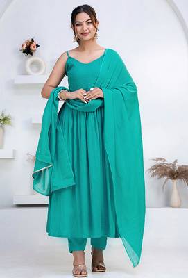 Green pintuck solid rayon stitched sleevless flared pant suit set 1