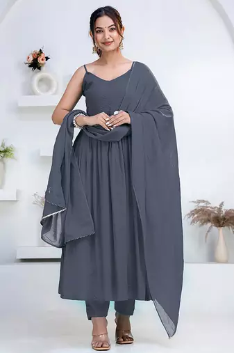 Grey pintuck solid rayon stitched sleevless flared pant suit set