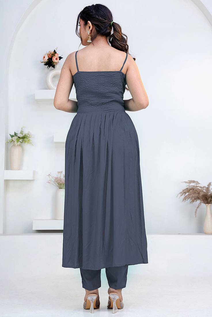 Grey pintuck solid rayon stitched sleevless flared pant suit set