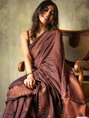 Chocolate brown silk blend saree with copper zari 2