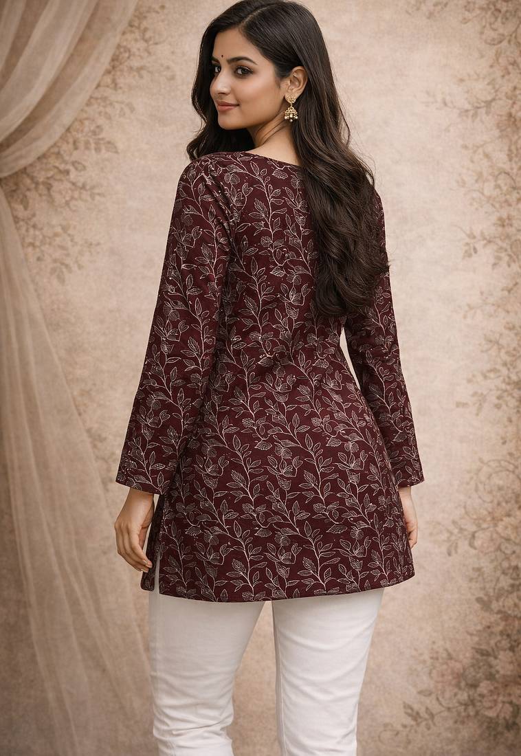 Trending floral digital print muslin silk tunic / stylish short kurti for grilish