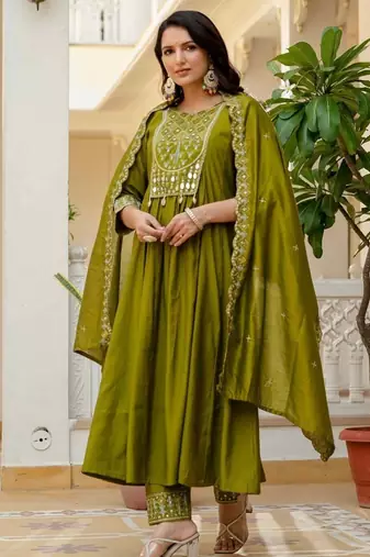 Pear Color Embroidery Thread With Real Mirror Hand Work Viscose Roman Silk Kurta Pent Set.