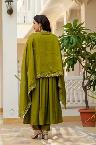 Pear Color Embroidery Thread With Real Mirror Hand Work Viscose Roman Silk Kurta Pent Set.