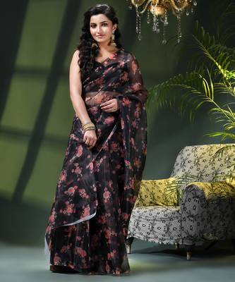 Women's printed organza sari trending rose leaf design fancy wedding saree for women 5