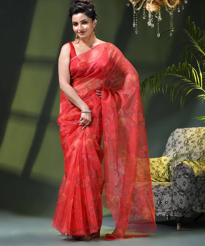 Women's printed organza sari trending rose leaf design fancy wedding saree for women