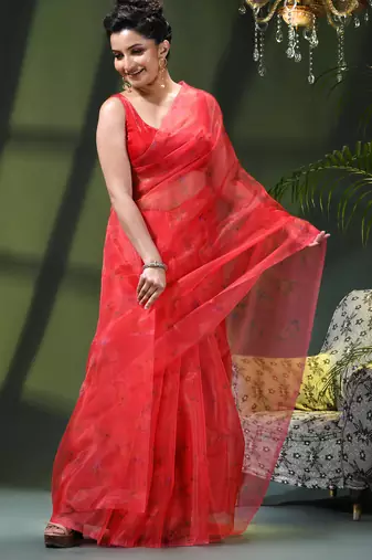 Women's printed organza sari trending rose leaf design fancy wedding saree for women