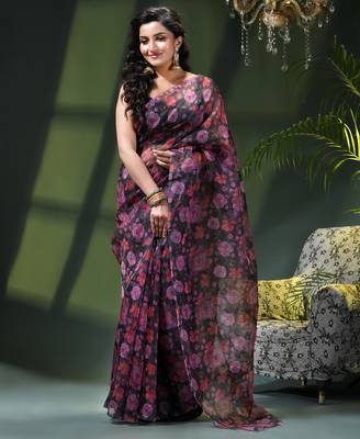 Women's printed organza sari trending rose leaf design fancy wedding saree for women 2