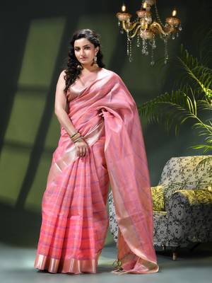 Kanjivaram silk saree trendy kora tissue desinge organza swarnika zari banarasi saree for women 4