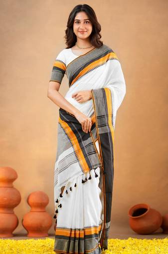 White pure cotton handloom south indian style saree with unstitched blouse piece