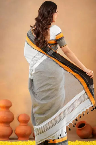 White pure cotton handloom south indian style saree with unstitched blouse piece