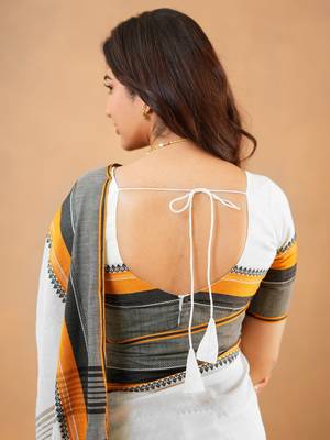 White pure cotton handloom south indian style saree with unstitched blouse piece 5