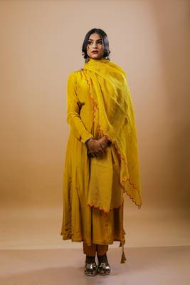 Mustard crepe embroidered kurta sets 2