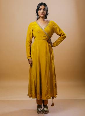 Mustard crepe embroidered kurta sets 3