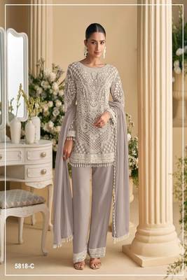 Mauve palazzo set with beadwork and sequins. 1