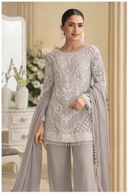 Mauve palazzo set with beadwork and sequins. 2